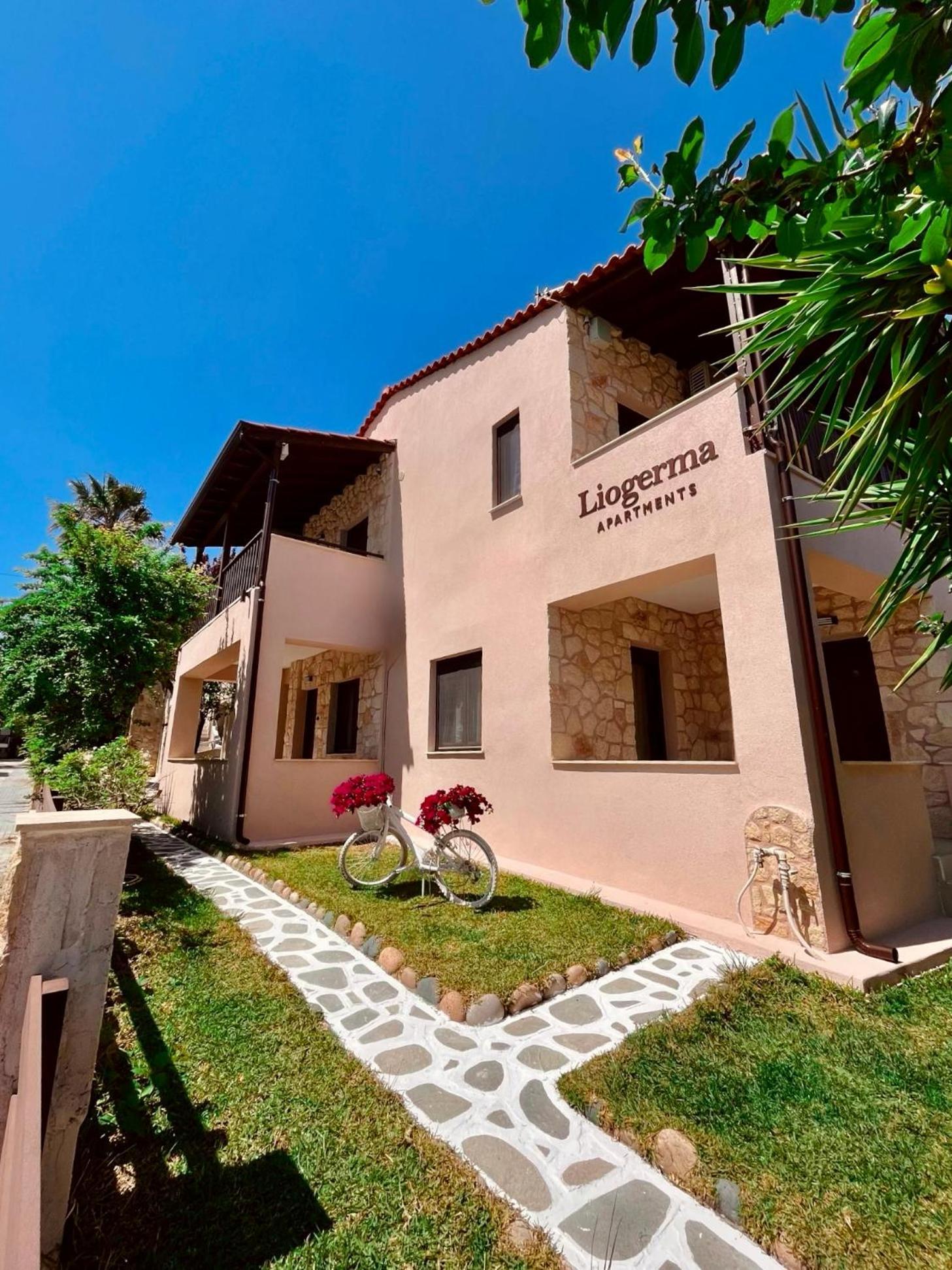 Liogerma Apartments Pefkochori Ngoại thất bức ảnh